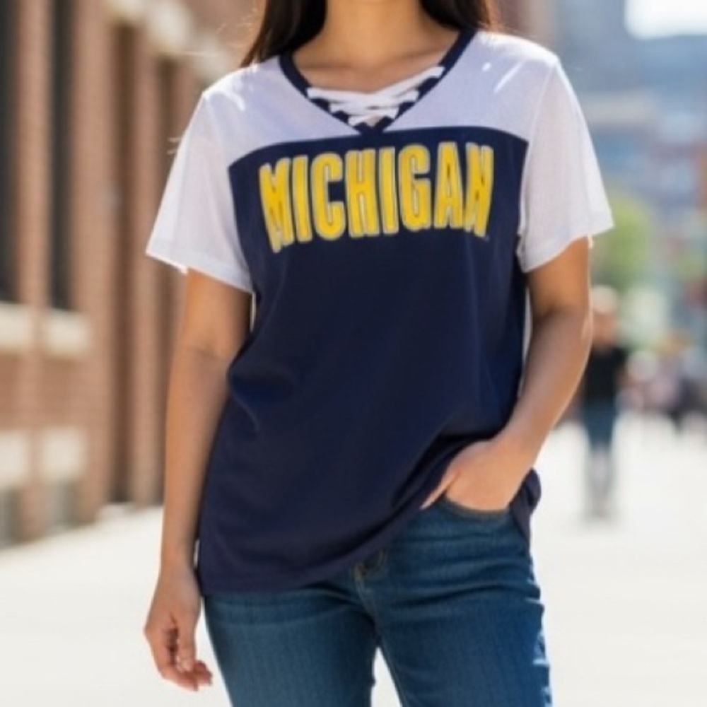 Pro‎ Edge Michigan Navy & Gold  top with lace up detail neck size small